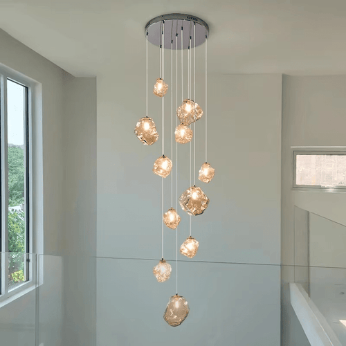 Lustre contemporâneo para escada