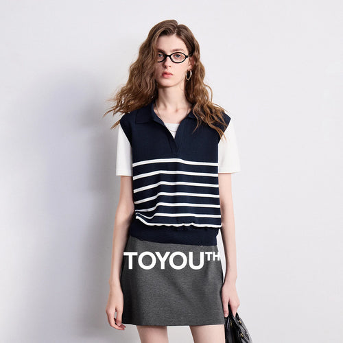 Blusa Feminina de Tricô Listrada com Gola Polo