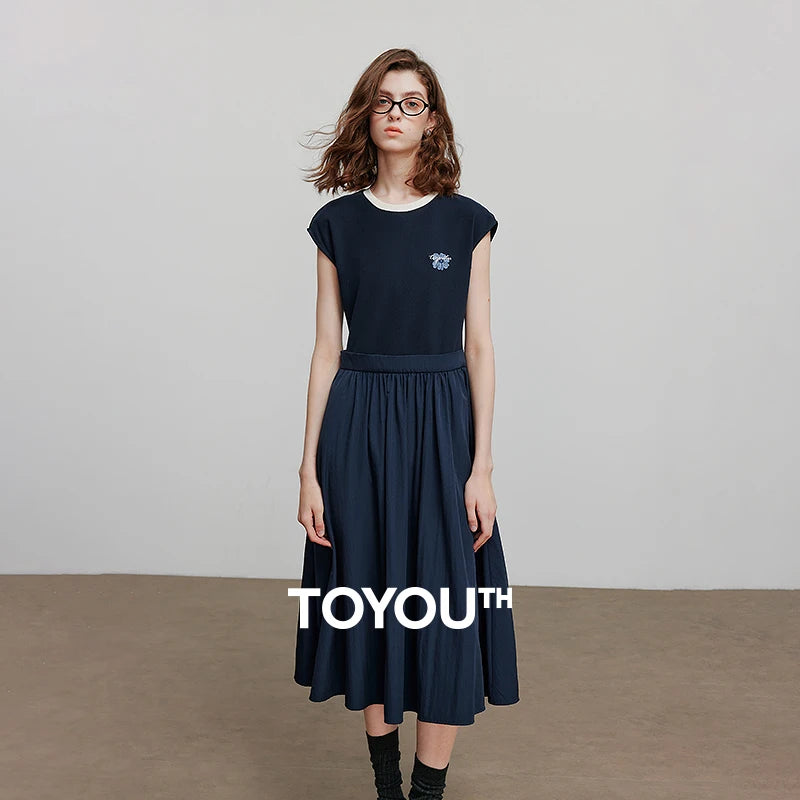 Vestido de Alças Midi com Recortes