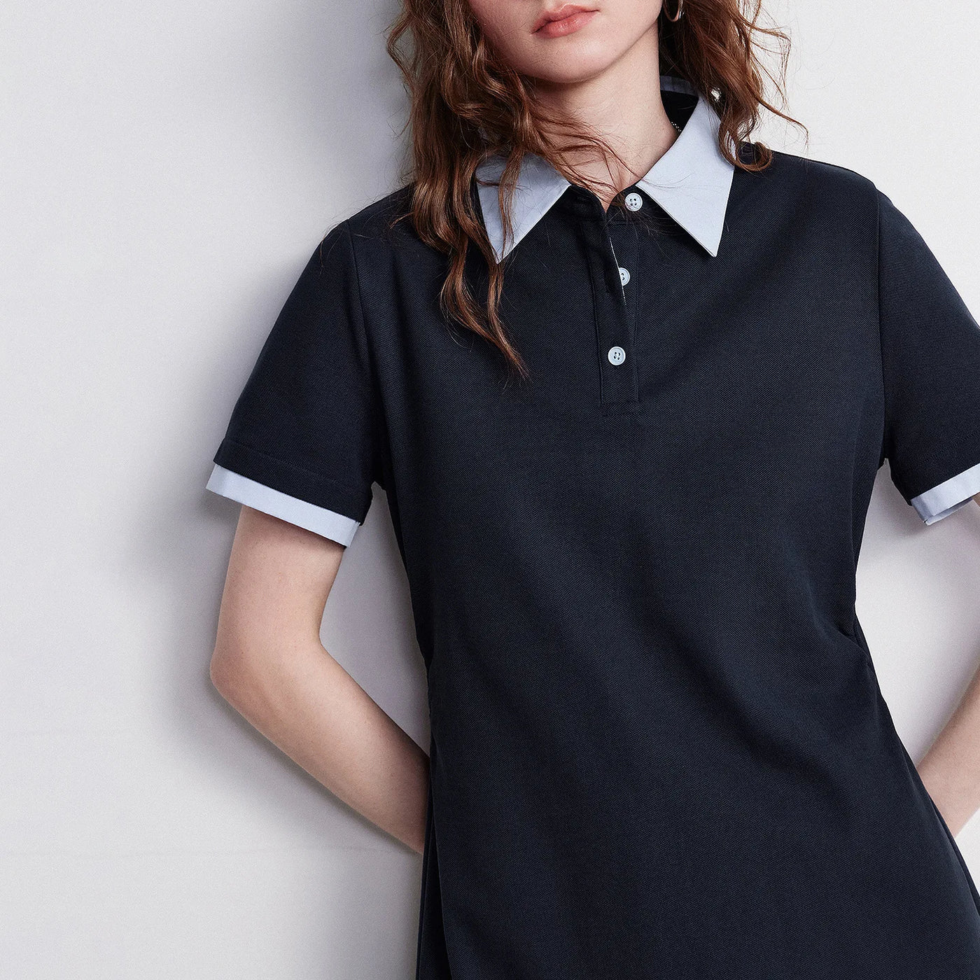 Vestido Polo Feminino Color Block com Saia Evasê