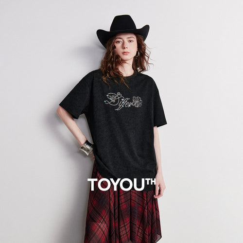 Camiseta Feminina de Algodão com Strass e Efeito Batik