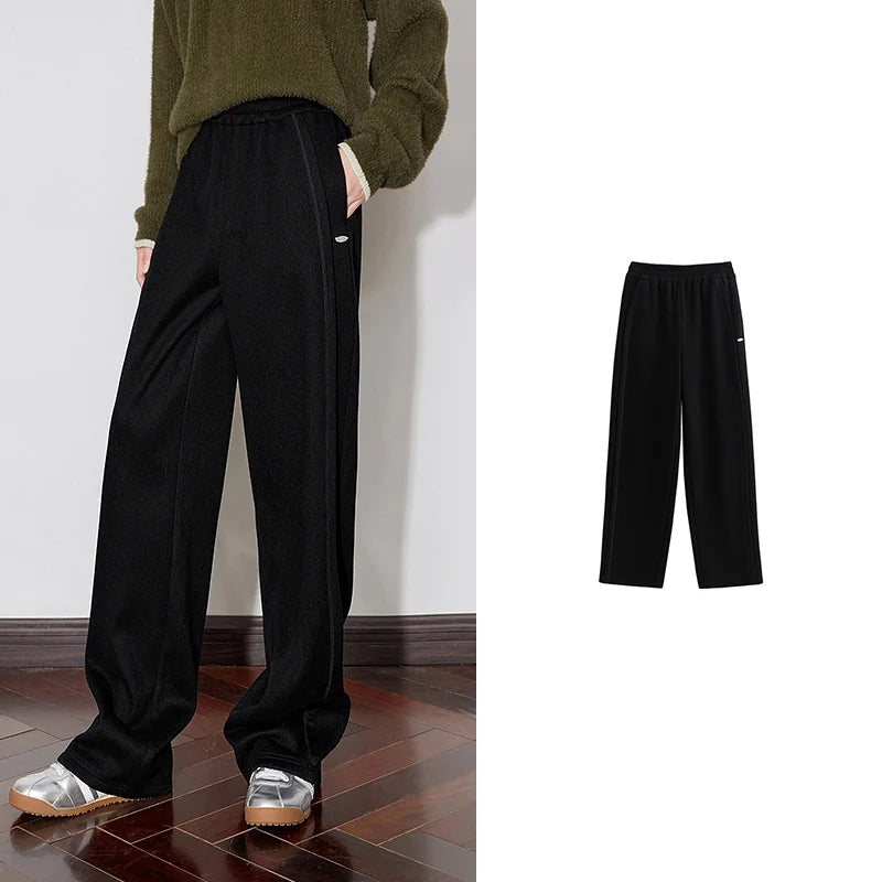 Calça Moletom Feminina Peluciada com Cordão