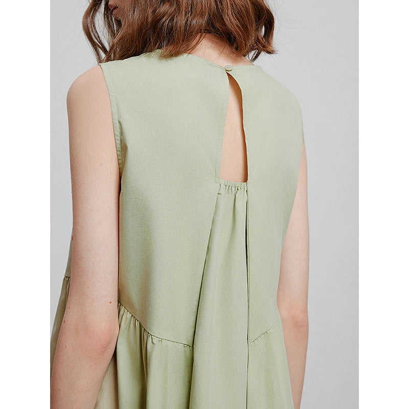 Vestido Midi Sem Manga com Bolsos