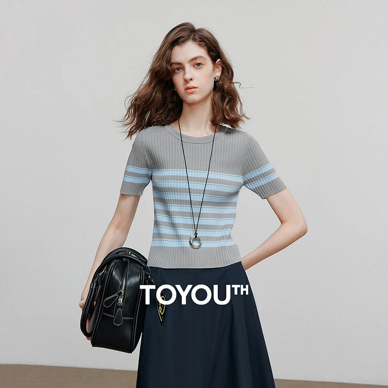 Blusa Feminina de Tricô Manga Curta Minimalista