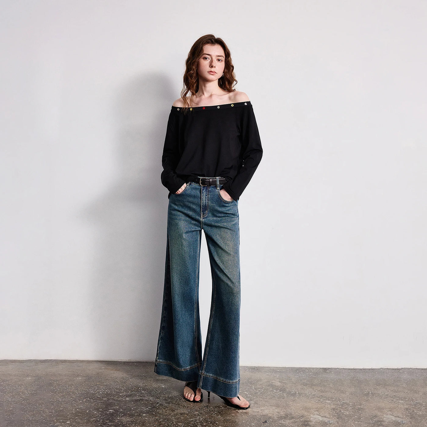 Camiseta Feminina Ombro a Ombro de Liocel e Algodão