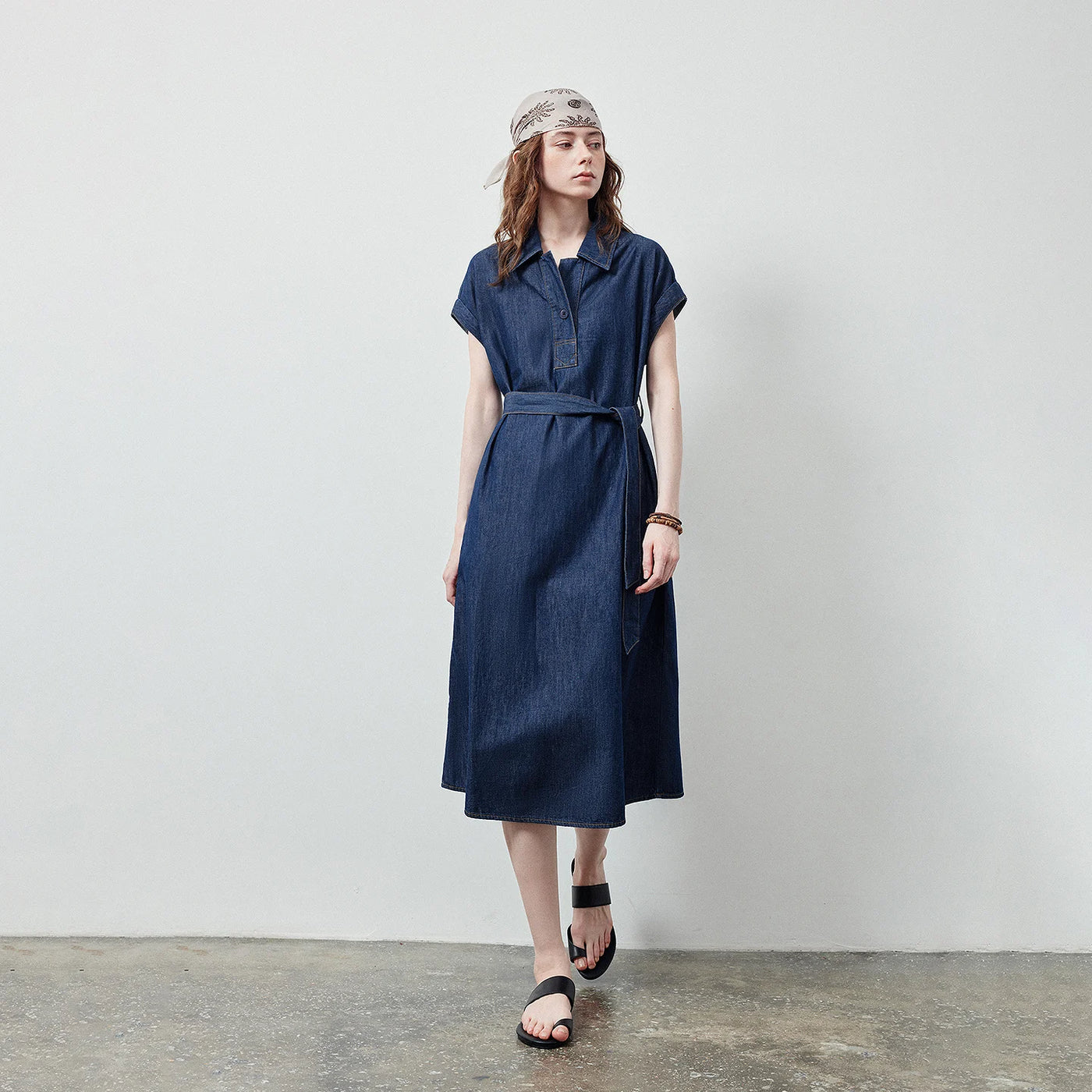 Vestido Chemise Midi Jeans com Cinto