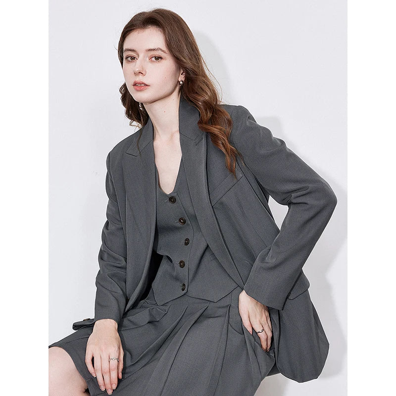 Blazer Feminino Acinturado com Gola Alfaiataria
