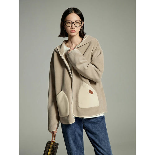 Casaco Feminino de Fleece com Capuz e Bolsos