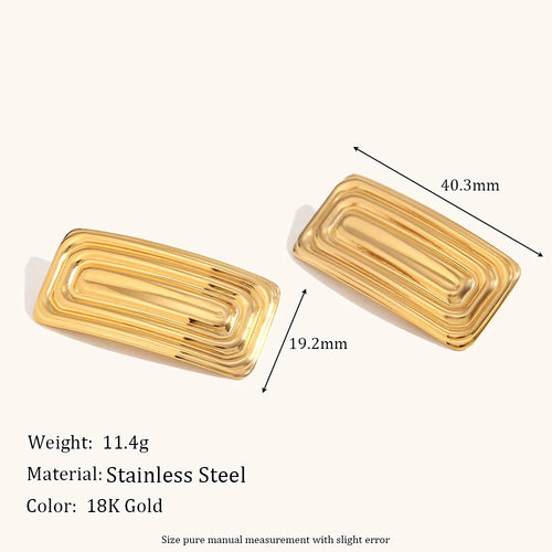 Brinco de Pino Quadrado Polido com Banho Ouro 18K