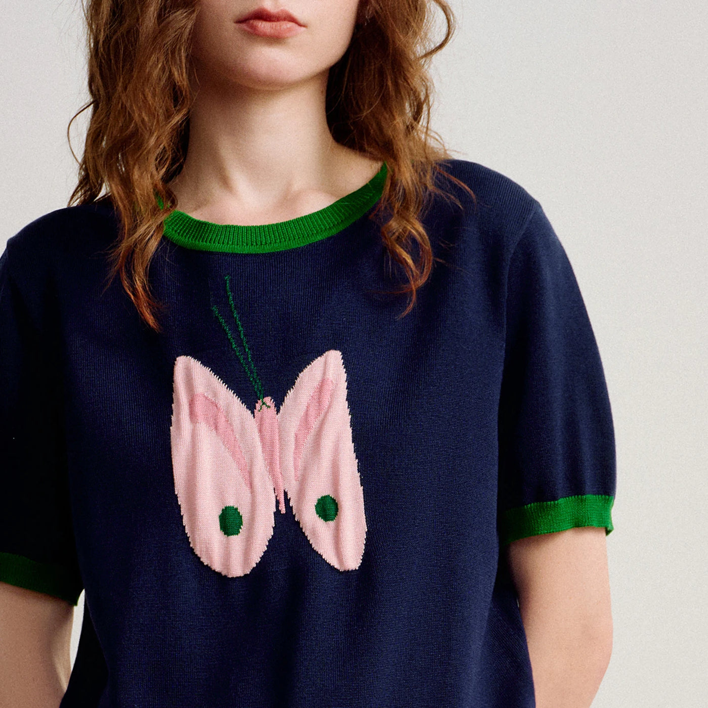 Blusa de Tricô Feminina em Liocel Manga Curta Color Block