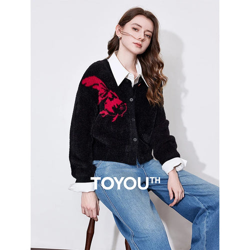 Cardigan Feminino com Jacquard de Carpa Koi e Botões