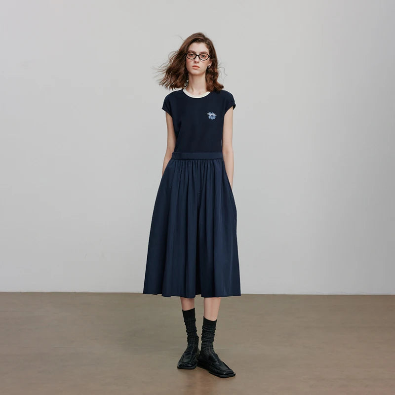 Vestido de Alças Midi com Recortes