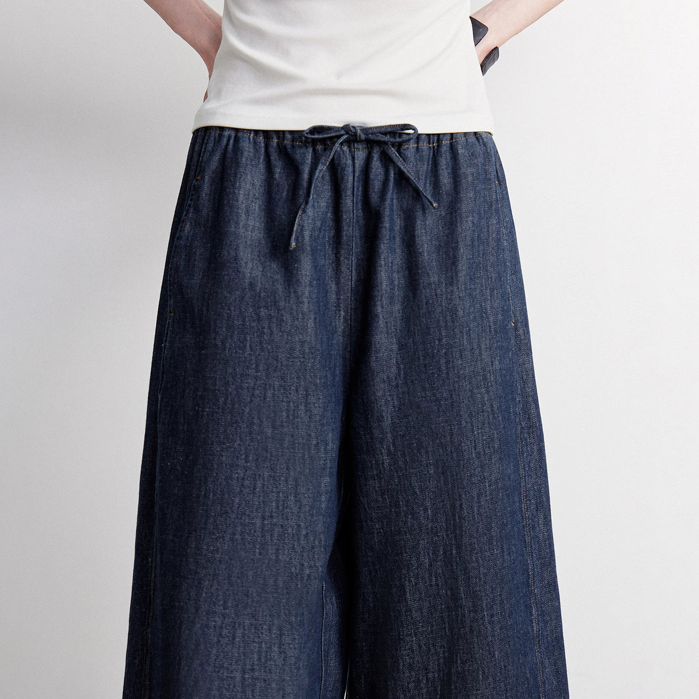 Calça Jeans Feminina Barrel de Algodão e Linho