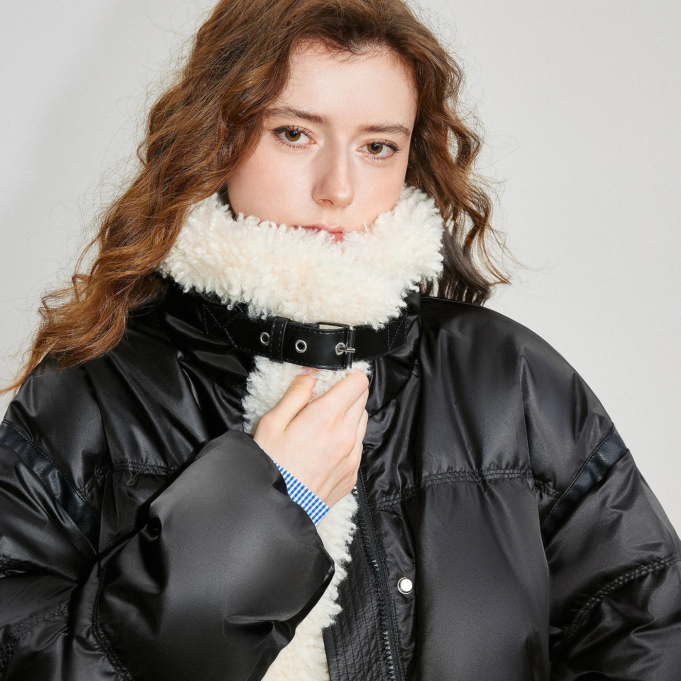 Jaqueta Puffer Feminina 90% Plumas com Gola Alta de Pelo