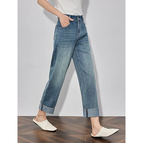 Calça Jeans Feminina Reta Cropped com Barra Dobrada