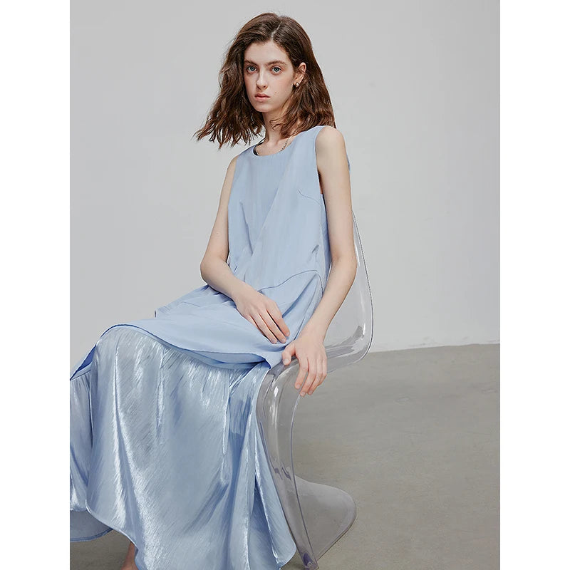 Vestido Midi sem Manga com Saia Evasê
