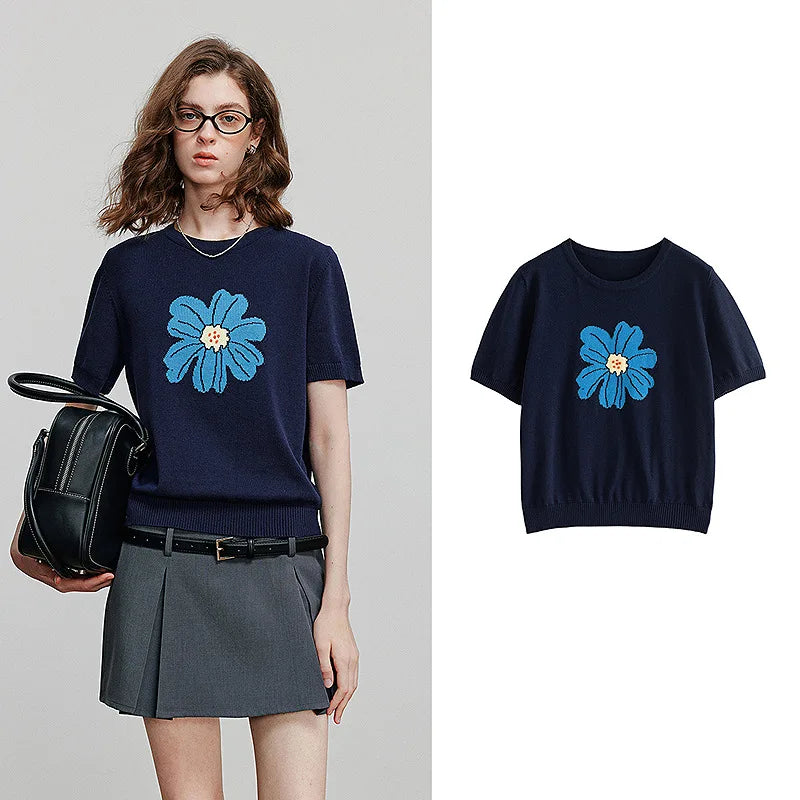 Blusa Feminina de Tricô Floral Manga Curta
