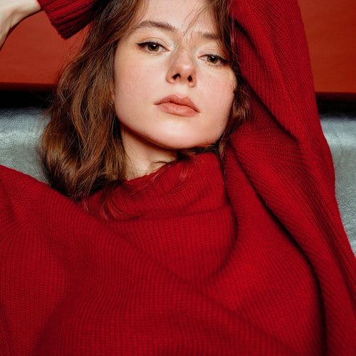 Suéter Vermelho Ombro a Ombro com Toque Mohair