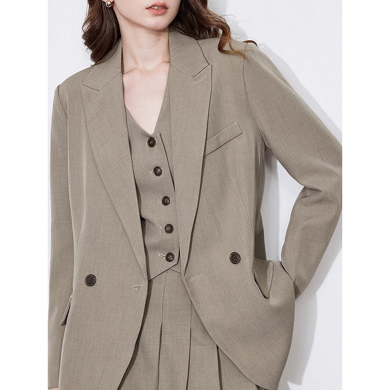 Blazer Feminino Acinturado com Gola Alfaiataria