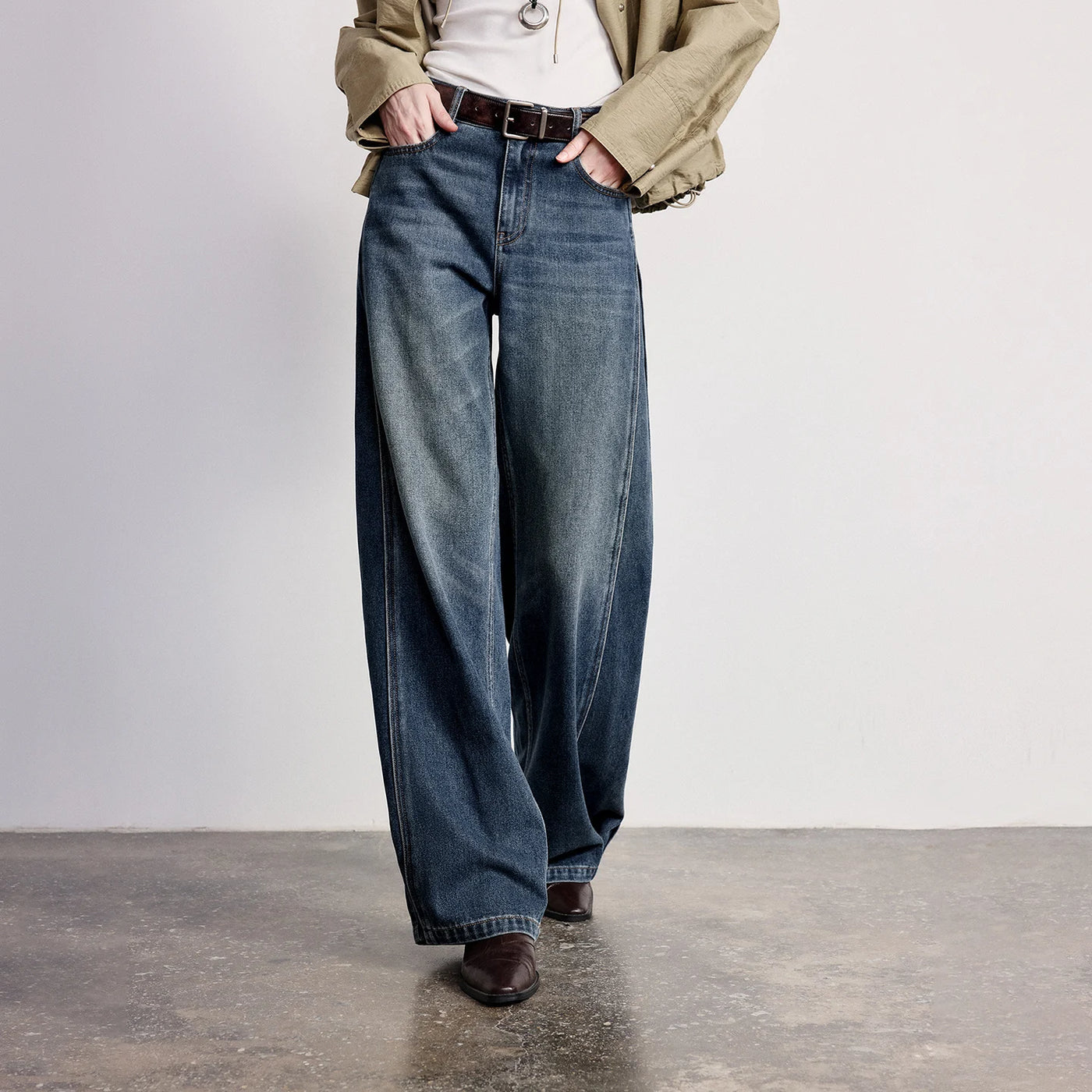 Calça Jeans Feminina Barrel com Acetato