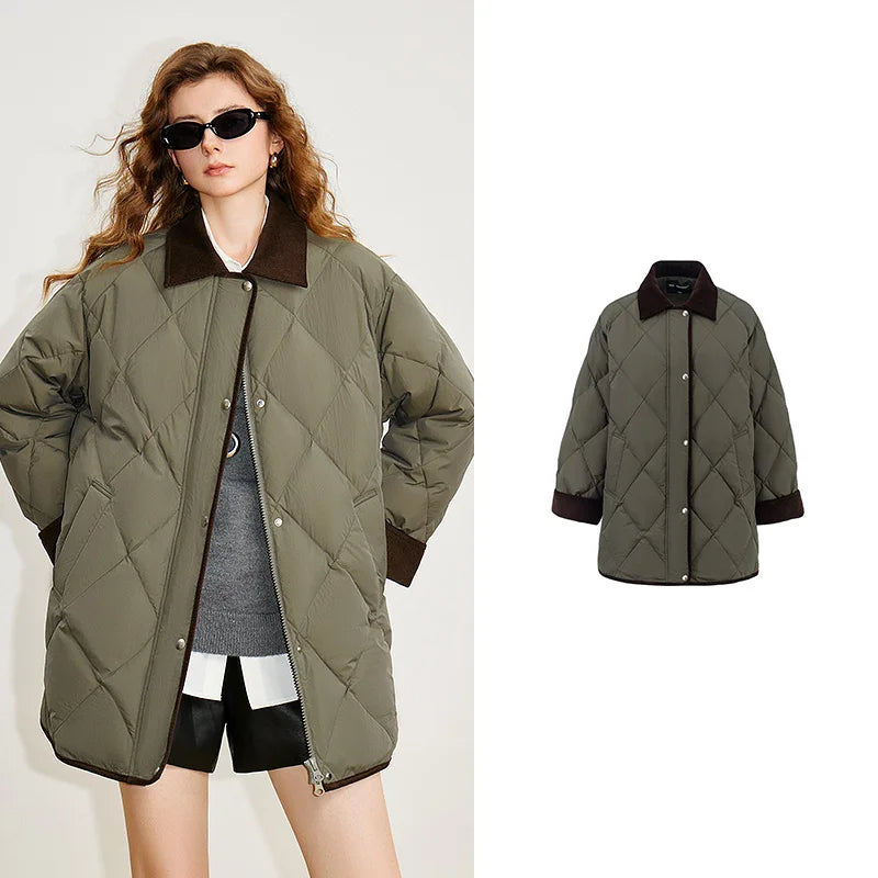 Jaqueta Puffer Feminina 90% Plumas com Recortes Retrô Army Green