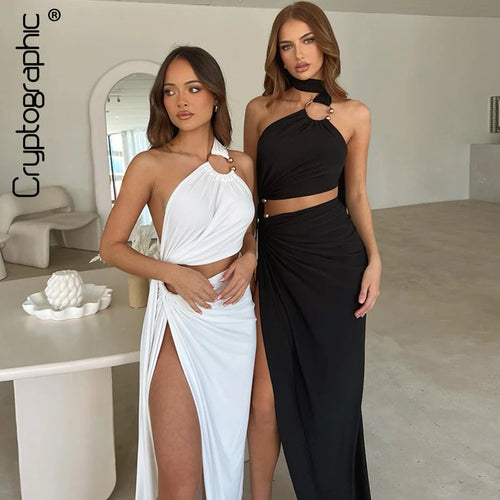 Vestido Longo Feminino Assimétrico com Recortes e Fenda
