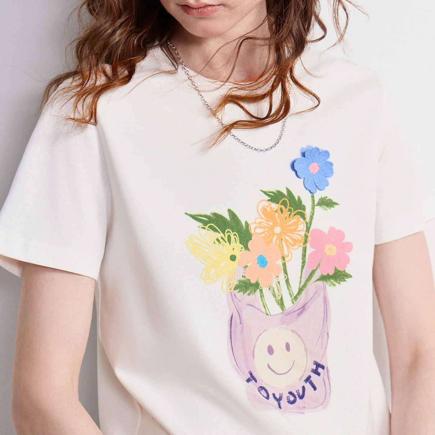 Camiseta Feminina de Algodão Slim com Estampa Floral