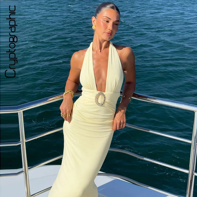 Vestido Longo Feminino Frente Única com Argola e Franzidos