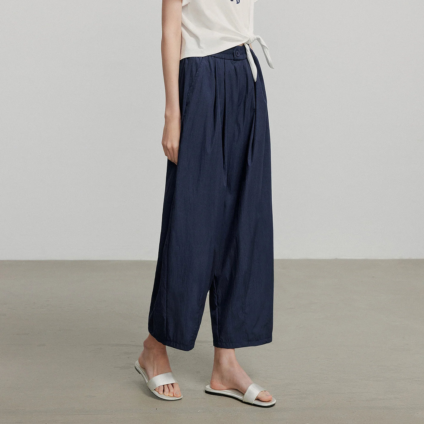 Calça Wide Leg Feminina Texturizada com Pregas