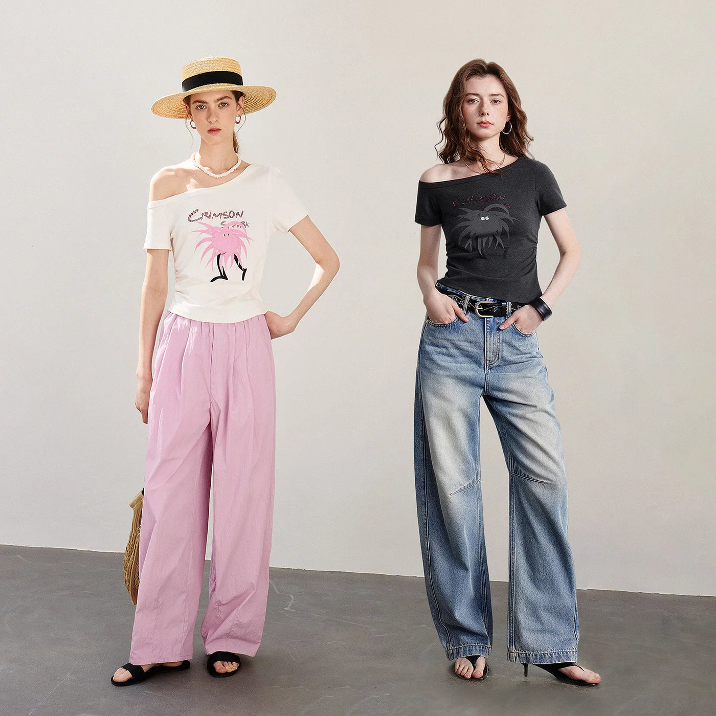Camiseta Feminina Assimétrica Ombro a Ombro Estampada