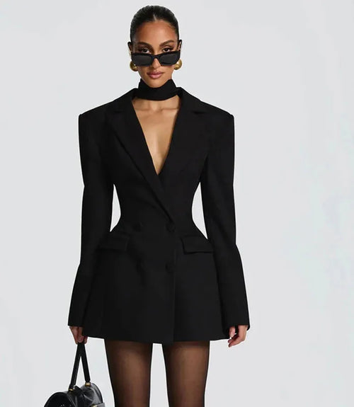 Vestido Blazer Feminino com Ombreiras e Saia Evasê