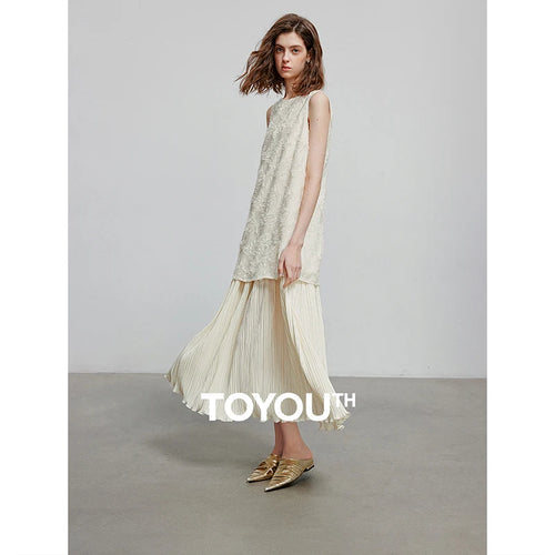 Vestido Midi sem Manga com Caimento Evasê