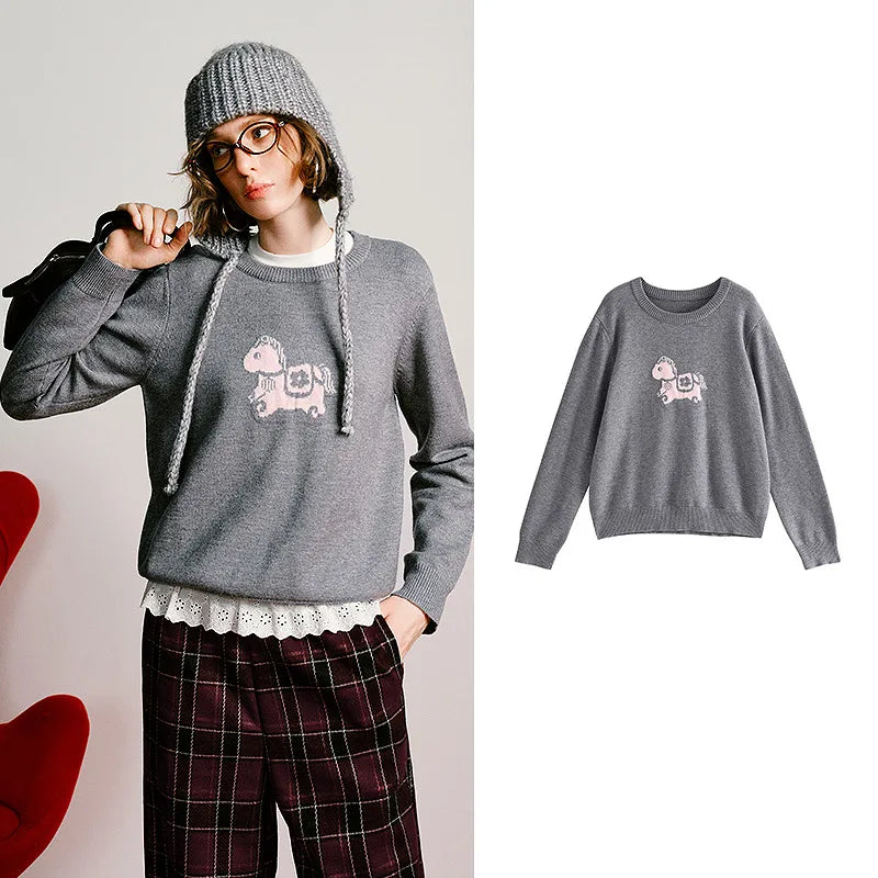 Suéter Feminino Jacquard de Cavalo com Gola Redonda