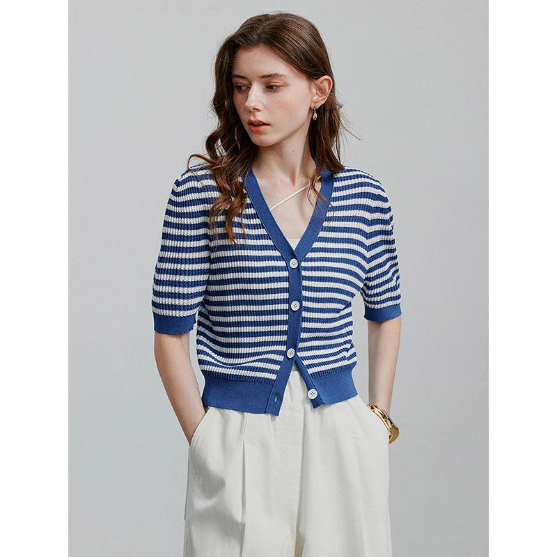 Blusa Feminina de Tricô Leve Manga Curta