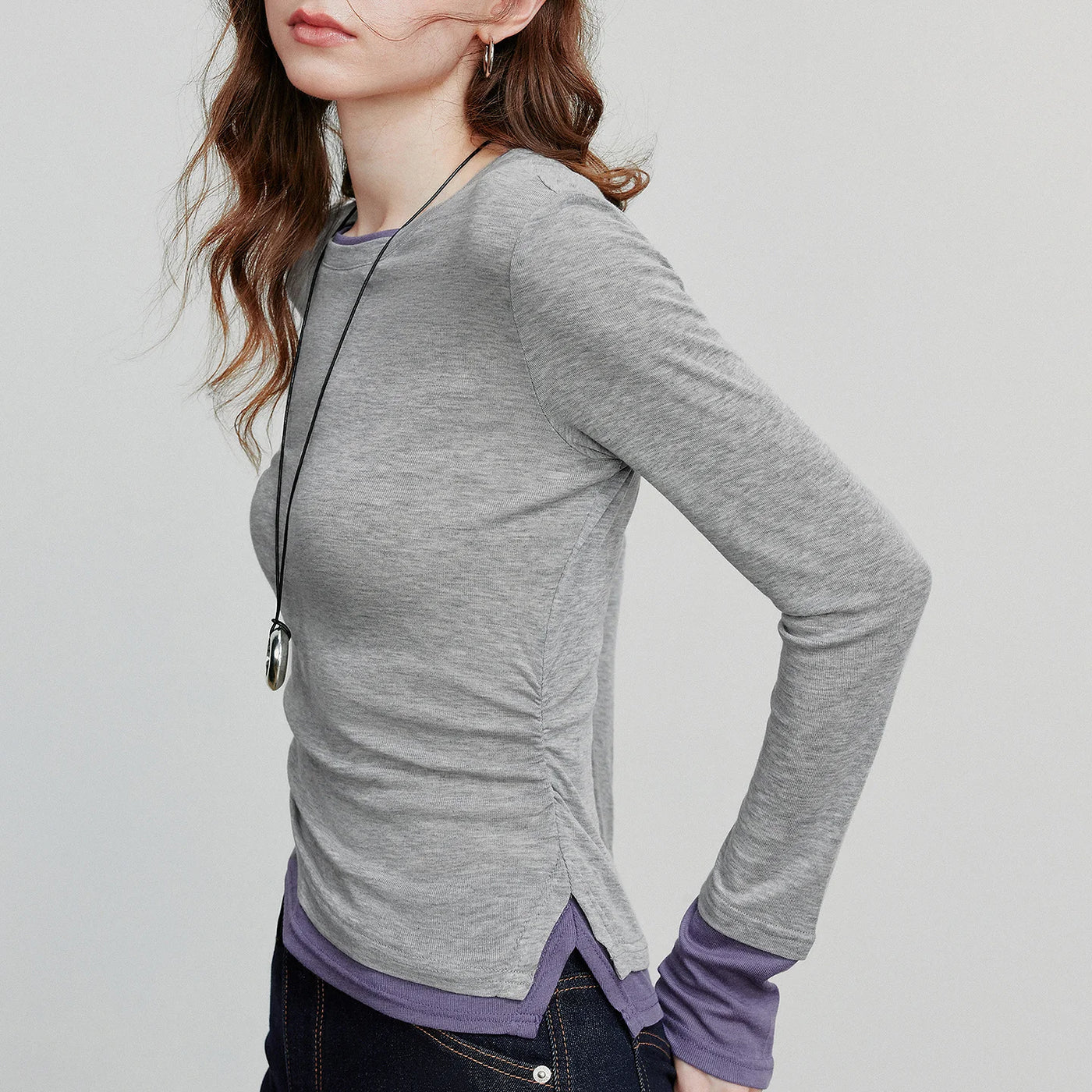 Blusa Feminina Efeito Duas Peças com Pregas Manga Longa