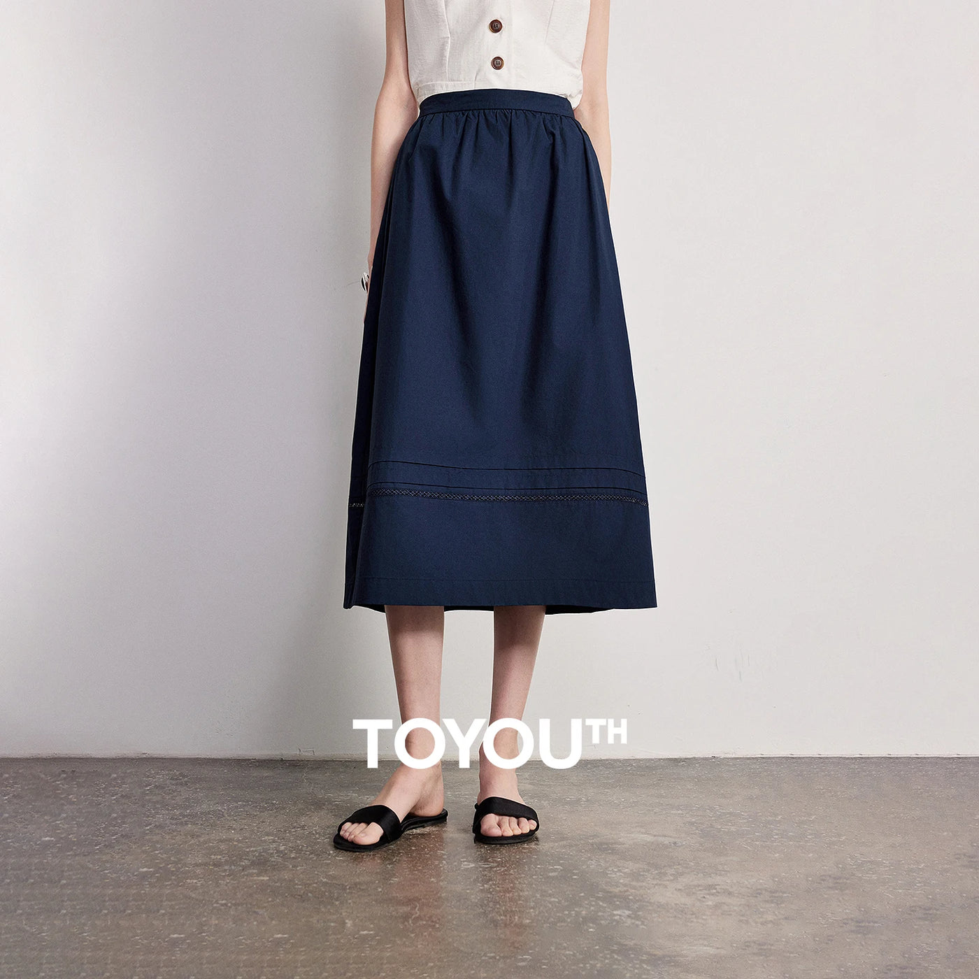 Saia Midi Feminina com Renda Patchwork Evasê