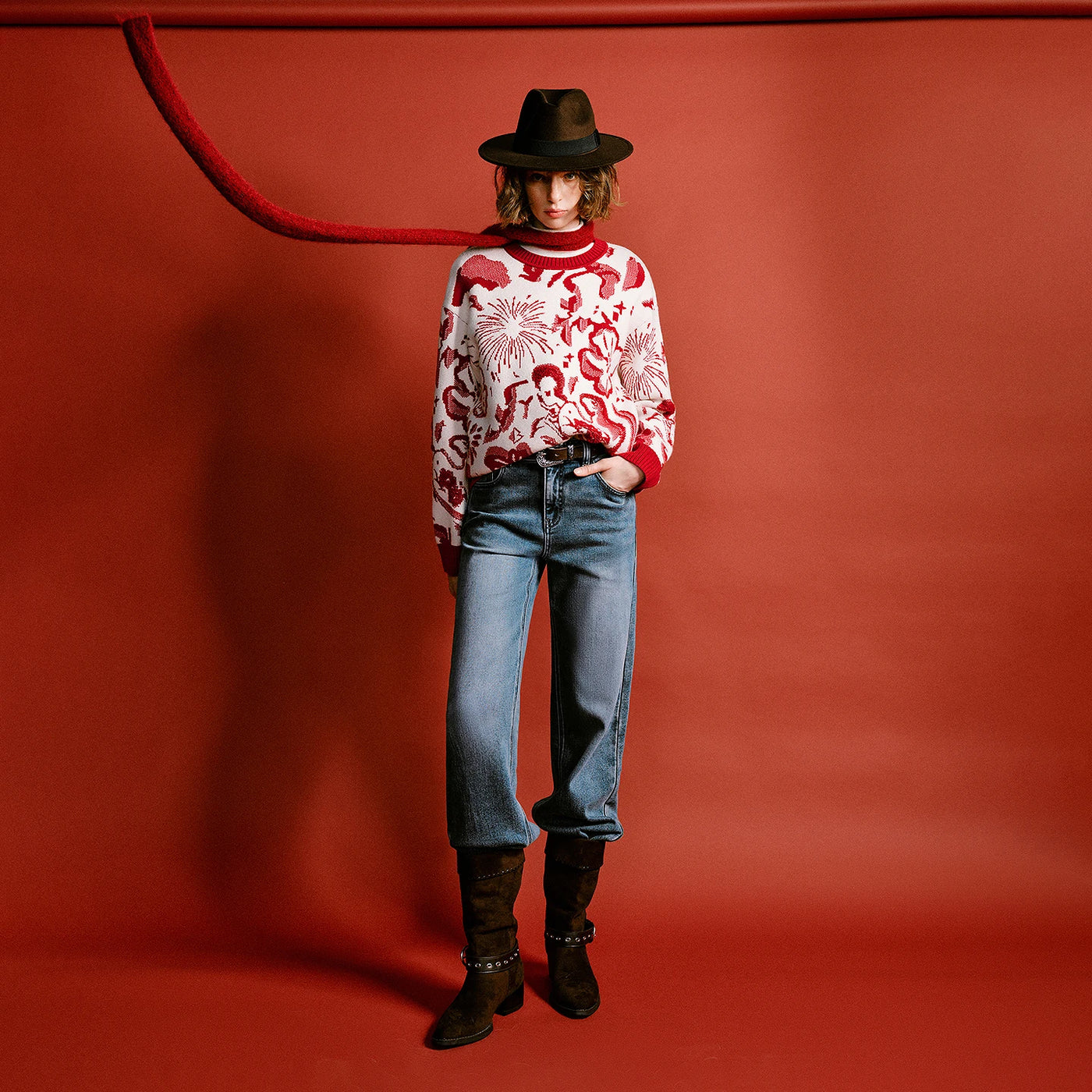 Suéter Feminino Totem de Cavalo com Gola Redonda