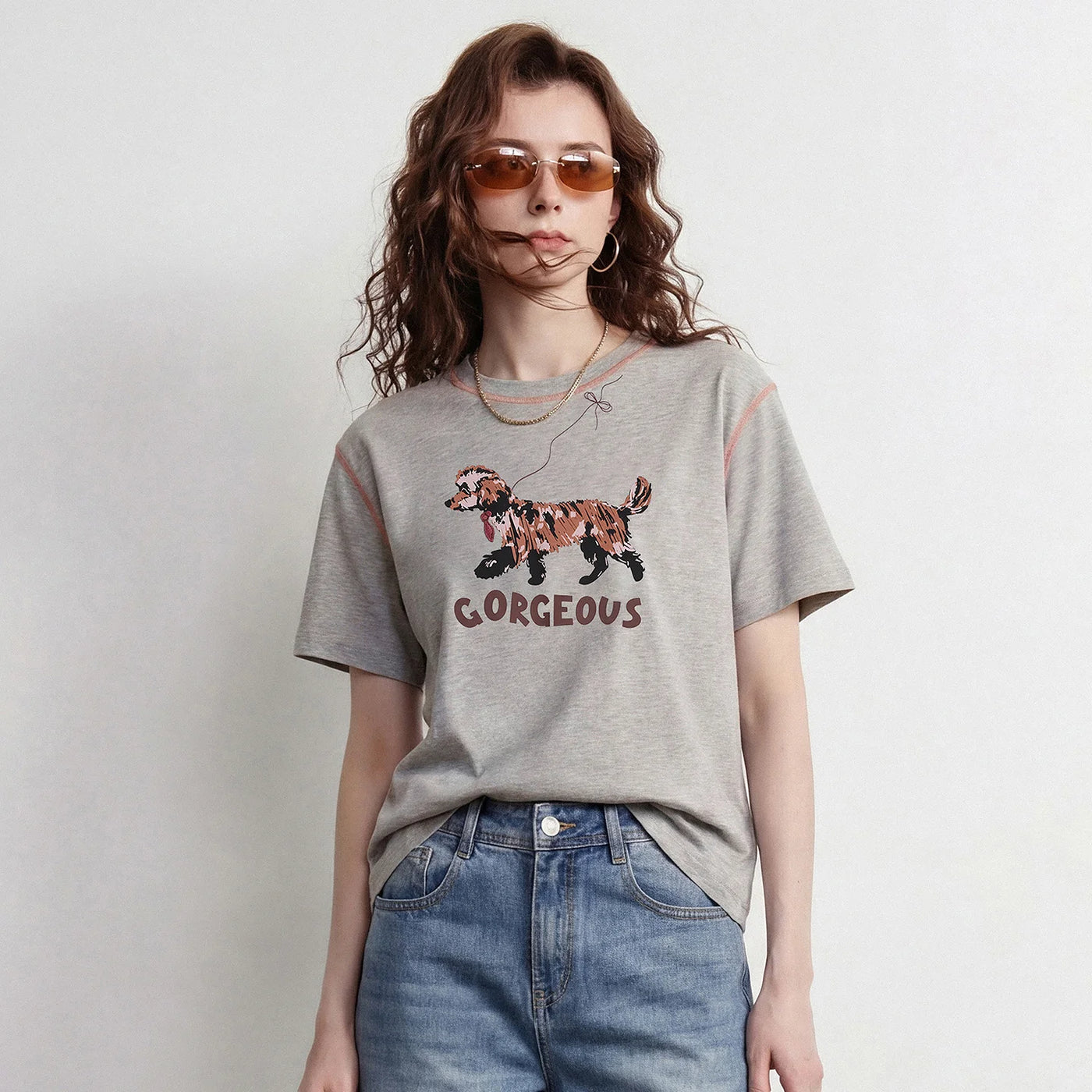 Camiseta Feminina de Algodão Color Block com Estampa Cachorro