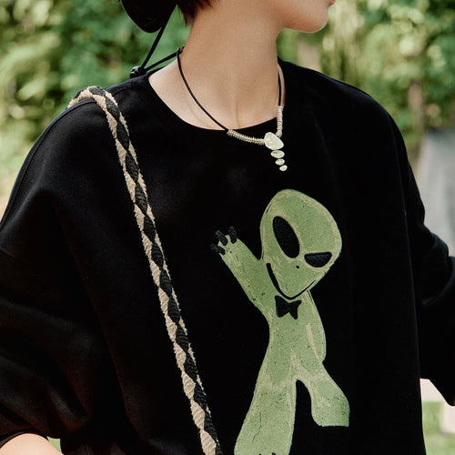 Moletom Feminino com Aplique de Alien e Toque Estruturado