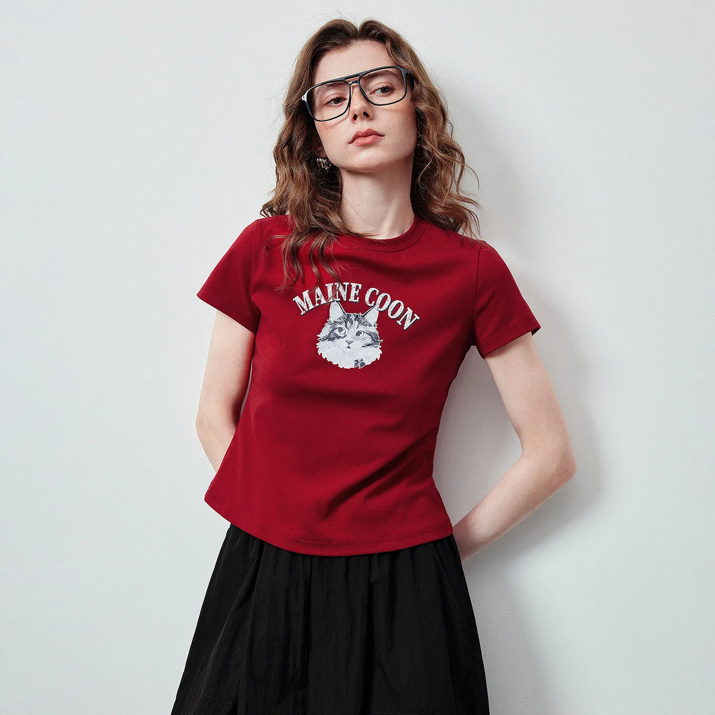 Camiseta Feminina Slim com Estampa de Gato Retrô