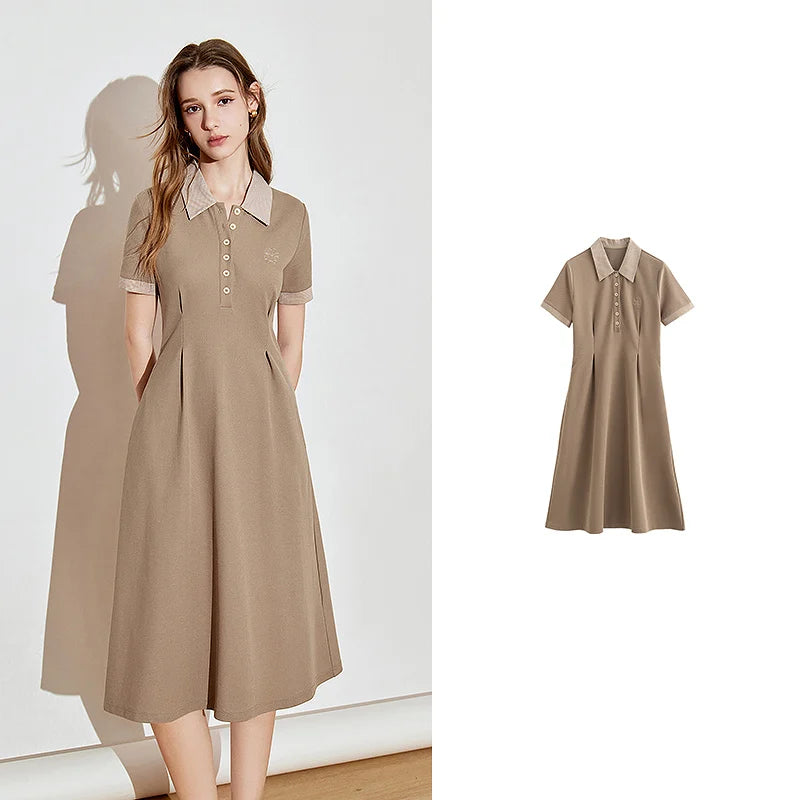 Vestido Polo Midi com Bordado Floral e Cintura Marcada Brown