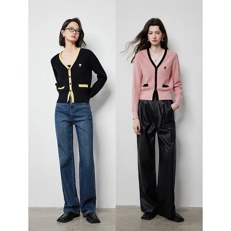 Cardigan Feminino de Lã com Decote V e Cintura Marcada