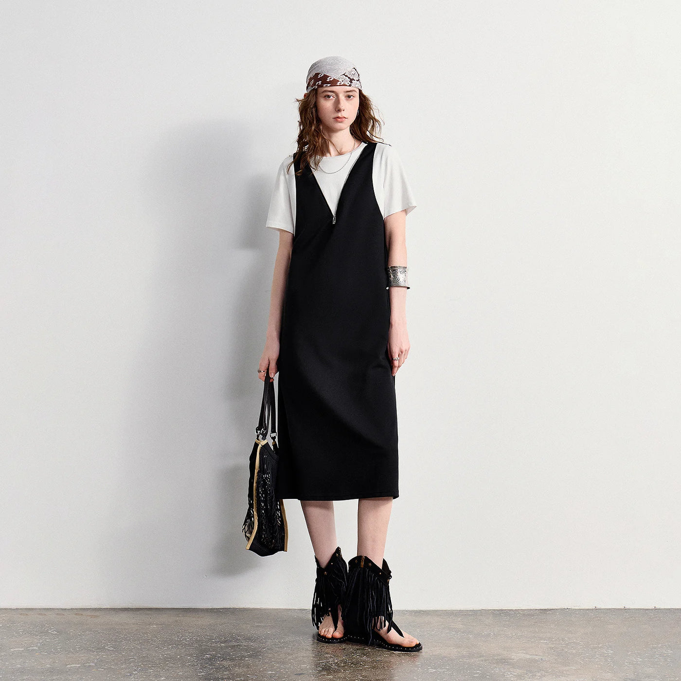 Vestido Midi Bicolor com Decote V e Zíper