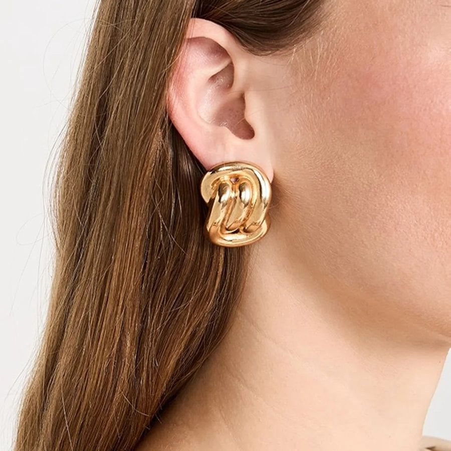 Brinco Irregular Marcante com Banho Ouro 18K