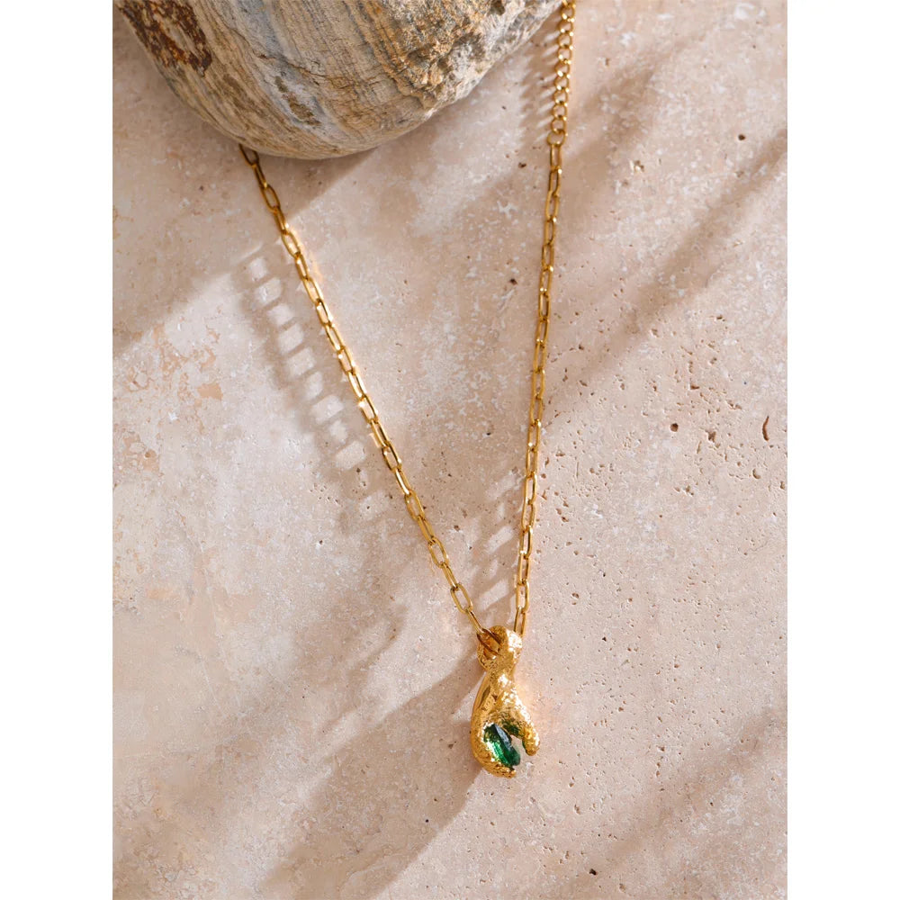 Colar Feminino com Pingente Gota e Zircônia