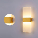 Arandela Minimalista de Parede em Acrílico Dourado