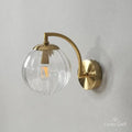 Arandela de Parede em Metal Dourado com Detalhes em Vidro Transparente