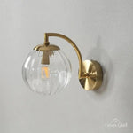 Arandela de Parede em Metal Dourado com Detalhes em Vidro Transparente