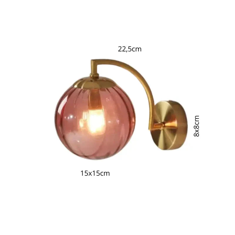 Arandela de Parede em Metal Dourado com Detalhes em Vidro