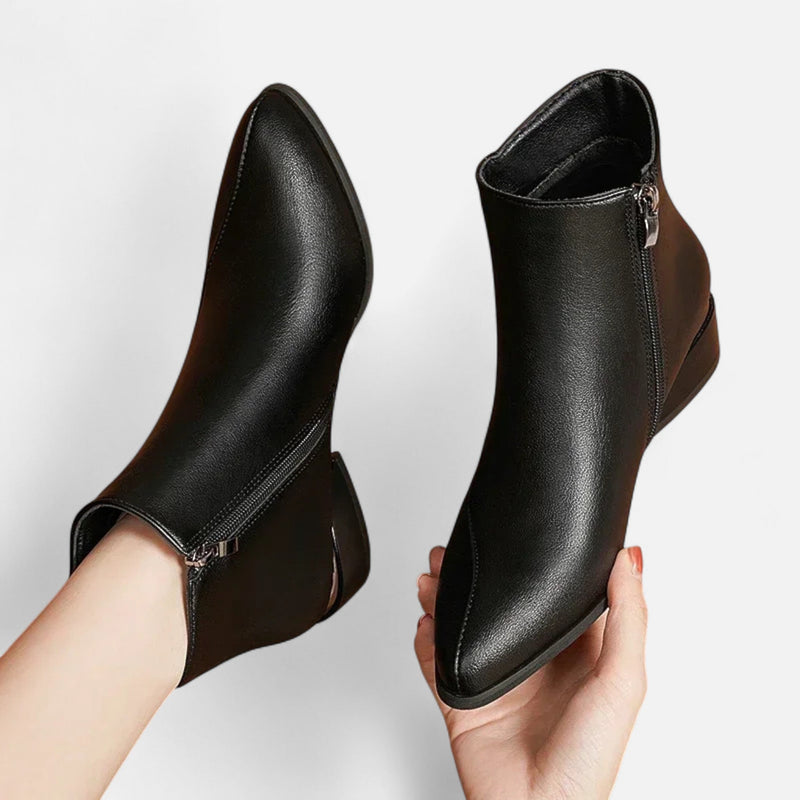 Bota de Cano Curto Feminina – Sofisticação Refinada para o Dia a Dia